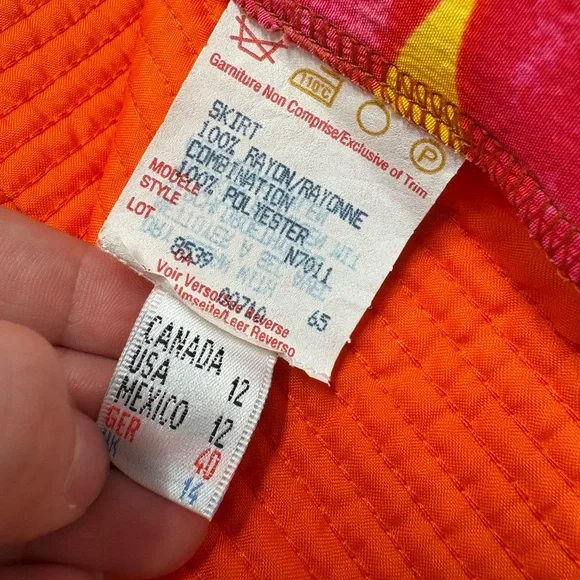 Joseph Ribkoff | Vintage Floral Mini Skirt - Picture 4 of 8